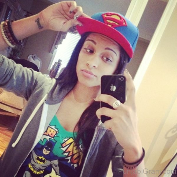 Pic Of Lilly Singh Looking Pretty 1