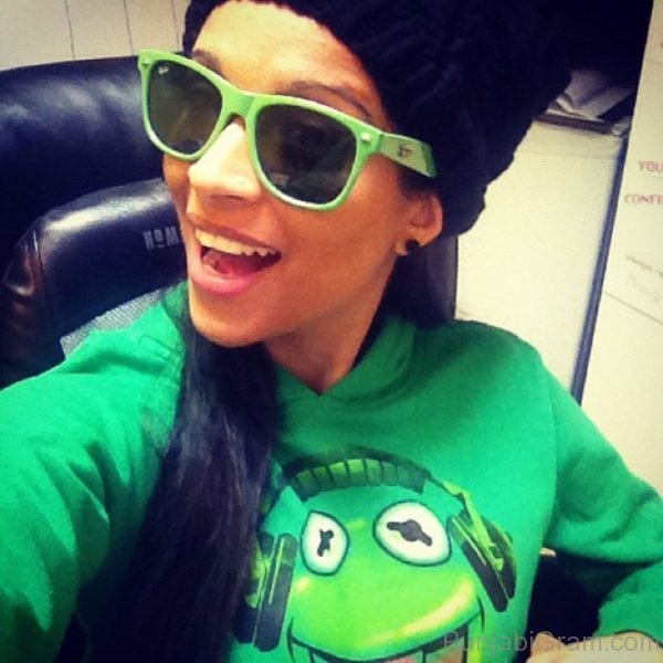 Pic Of Lilly Singh Looking Superb 1