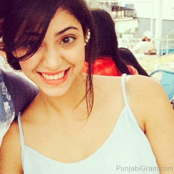 Pic Of Priyanka Bhardwaj Looking Pretty 097