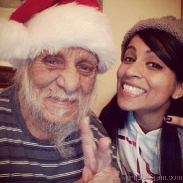 Pic Of Stylish Lilly Singh