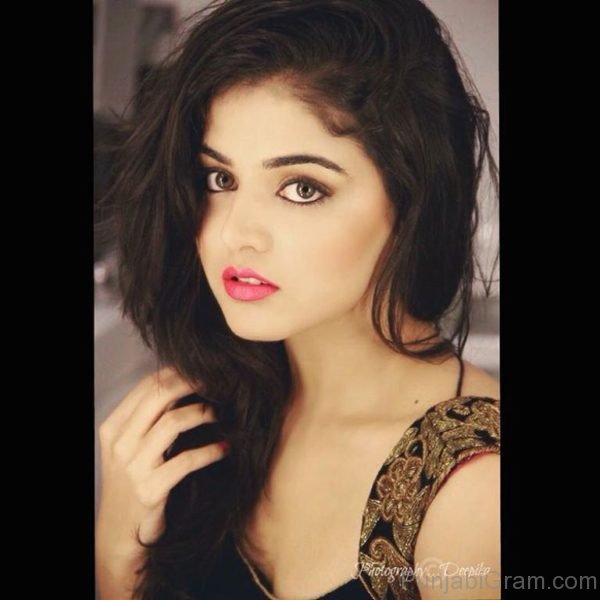 Pic Of Wamiqa Gabbi Looking Stylish 289