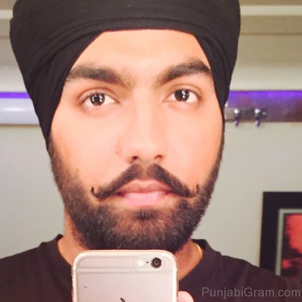 Picture Of Ammy Virk Looking Elegant 745