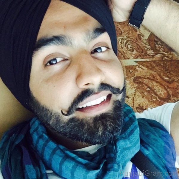 Picture Of Ammy Virk Looking Smart 758