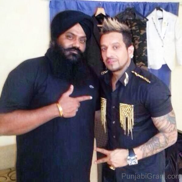 Picture Of Jazzy B Looking Personable 712