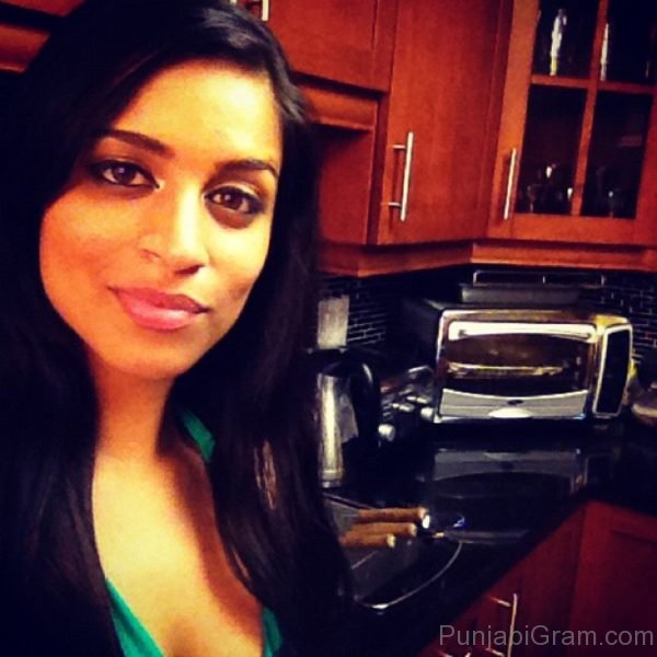 Picture Of Lilly Singh Looking Charming 1