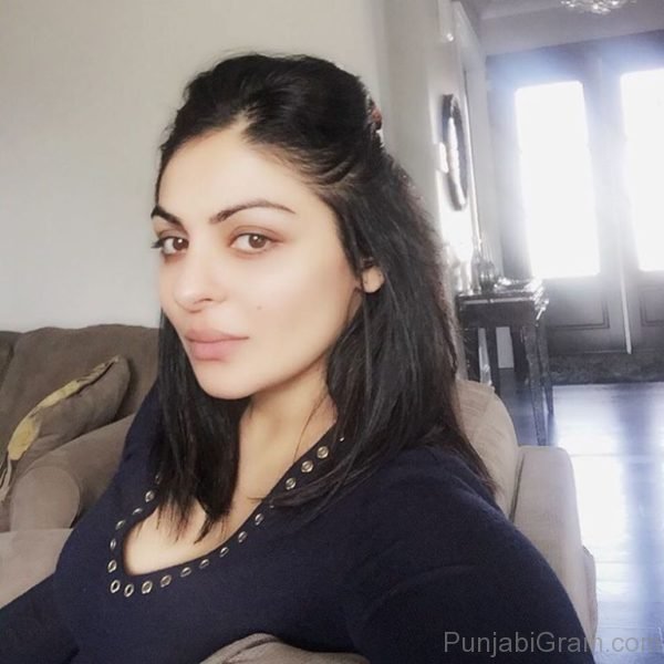 Picture Of Neeru Bajwa Looking Classy