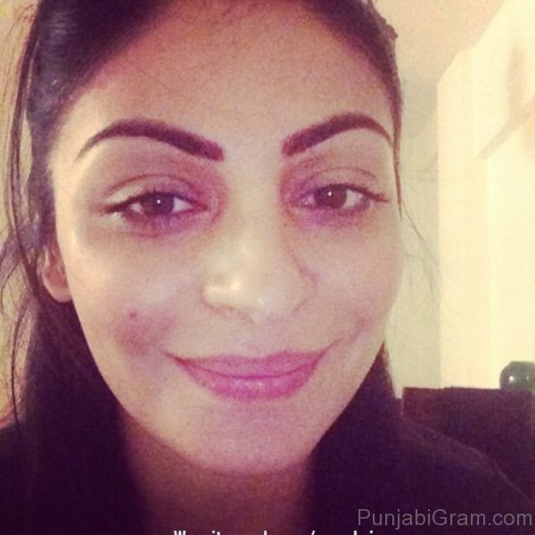 Picture Of Ravishing Neeru Bajwa