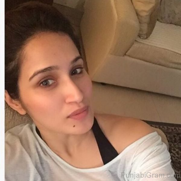 Photo Of Stunning Sagarika Ghatge