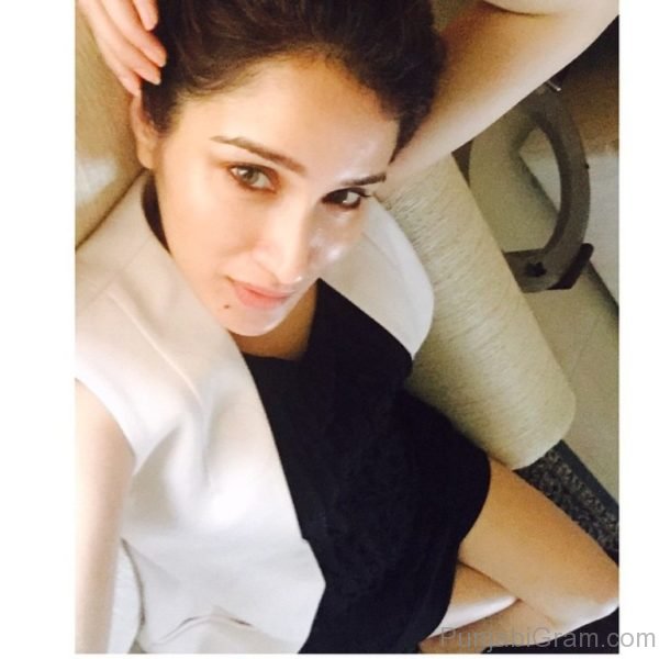 Picture Of Punjabi Model Sagarika Ghatge