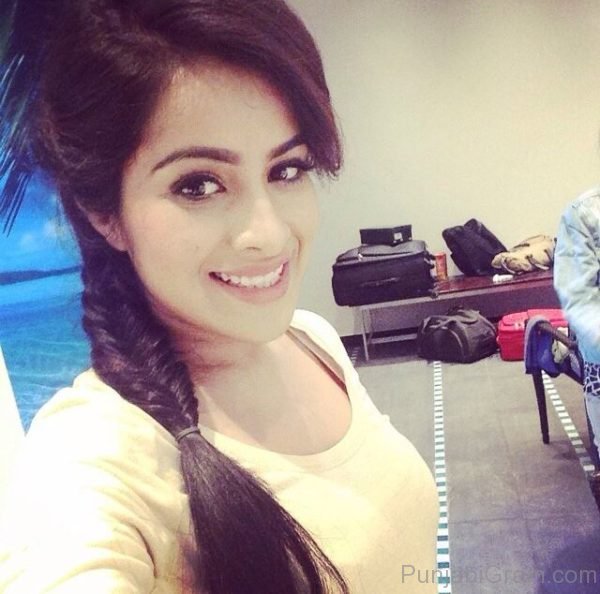 Sara Gurpal Selfie