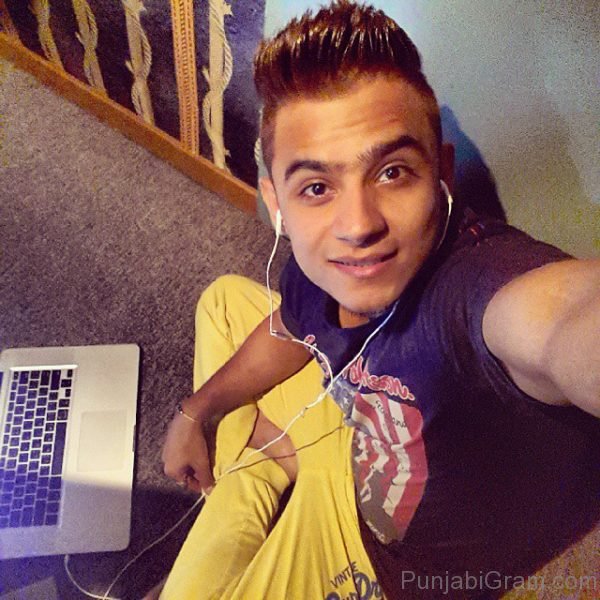 Photo Of Millind Gaba Looking Handsome