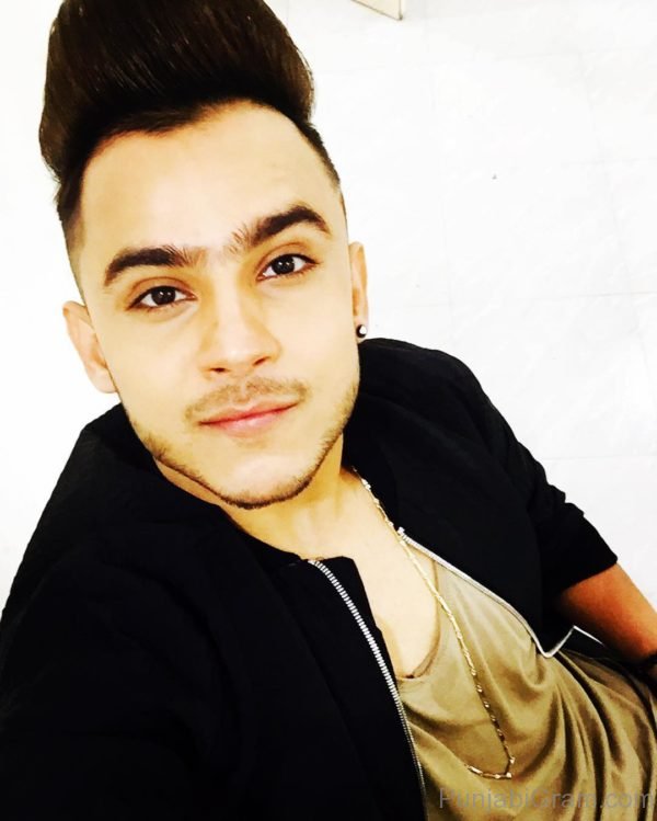 Photo Of Punjabi Singer Millind