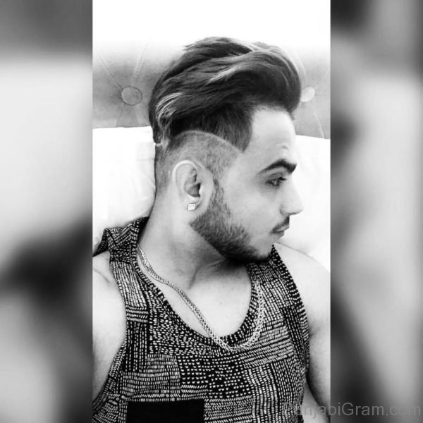 Pic Of Elegant Millind Gaba 1